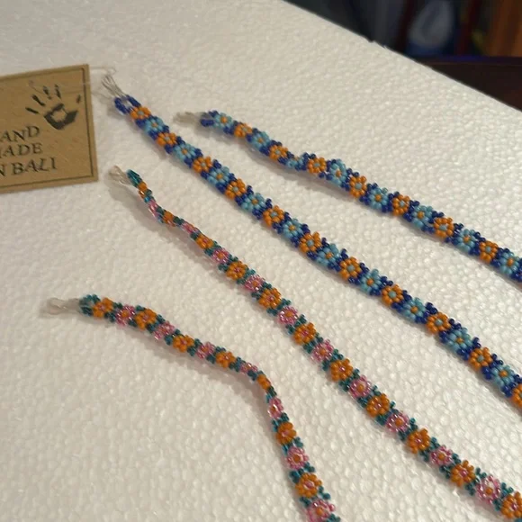 2 never used one with tags eyeglass chains. Beautiful beading from Bali - Picture 3 of 6